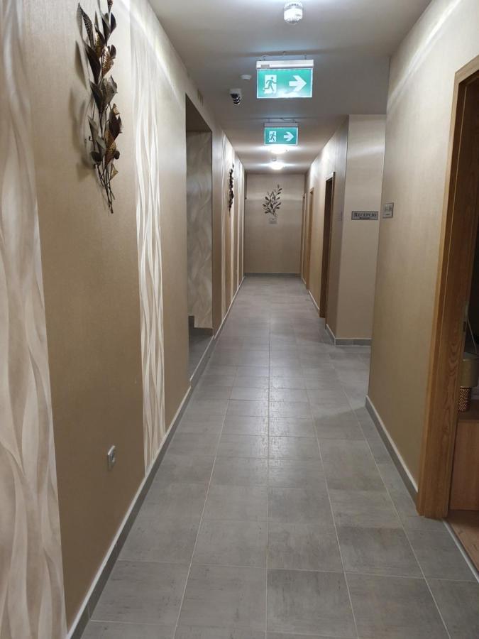 Platina Panzio*** Bed & Breakfast Ujhartyan Bagian luar foto